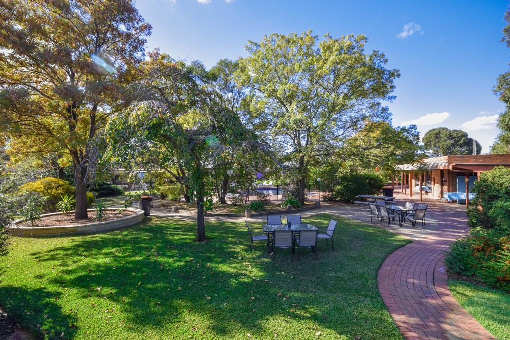 River Country Inn (Adults Only) Moama Buitenkant foto