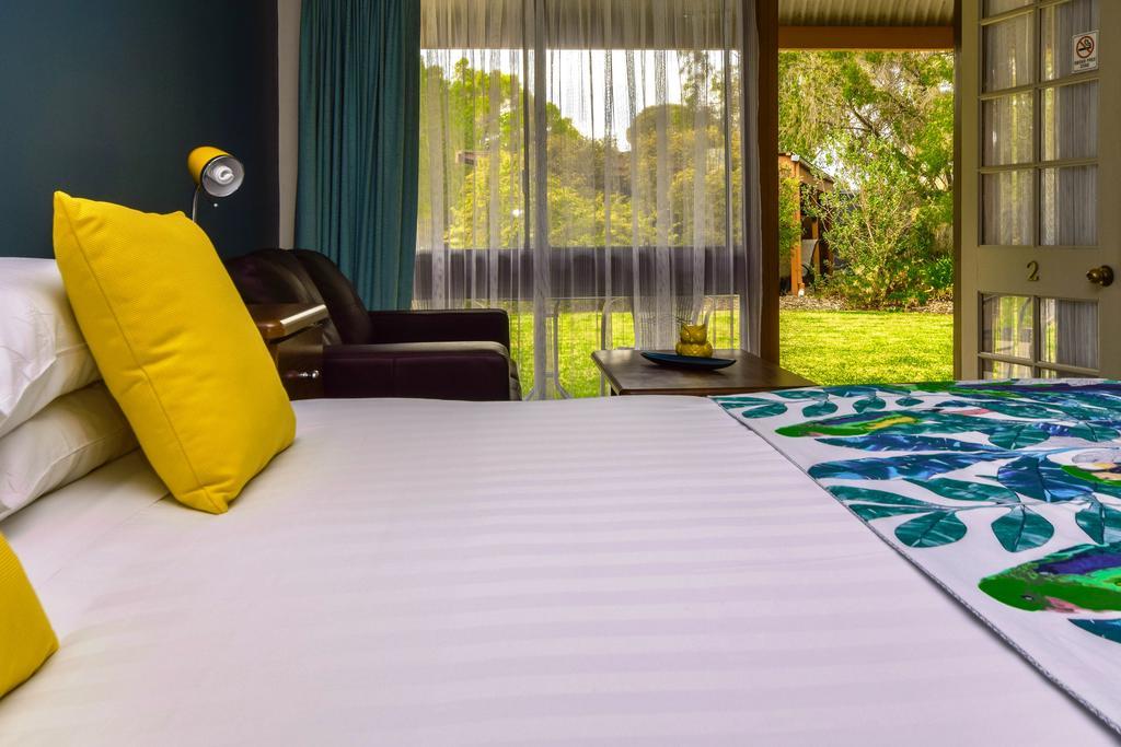 River Country Inn (Adults Only) Moama Buitenkant foto