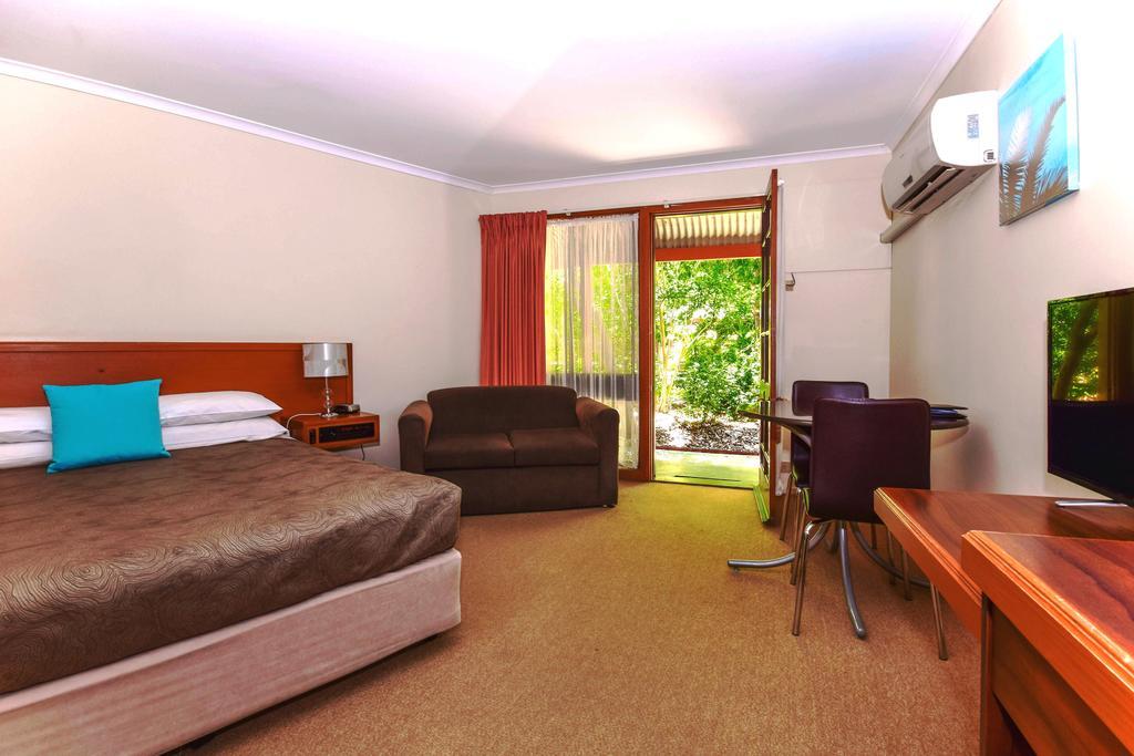 River Country Inn (Adults Only) Moama Buitenkant foto