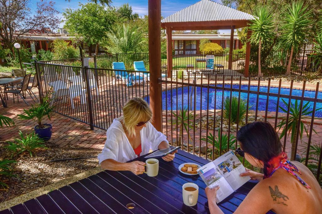 River Country Inn (Adults Only) Moama Buitenkant foto