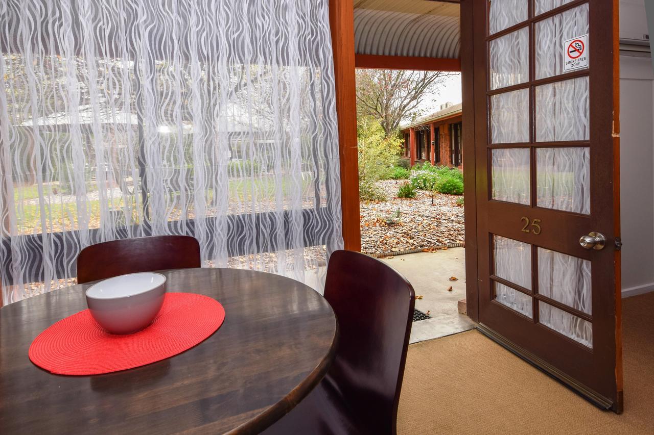 River Country Inn (Adults Only) Moama Buitenkant foto
