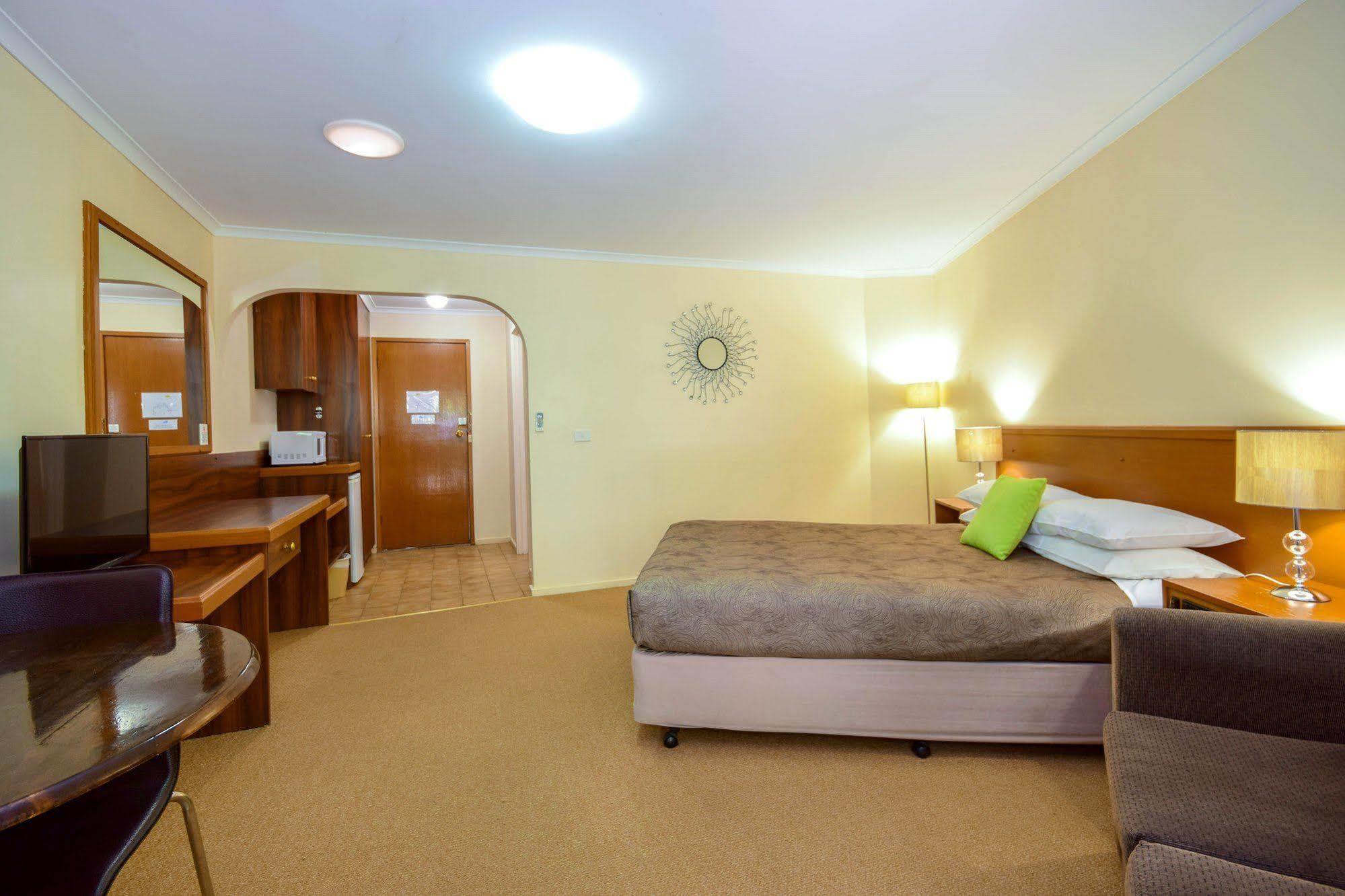 River Country Inn (Adults Only) Moama Buitenkant foto