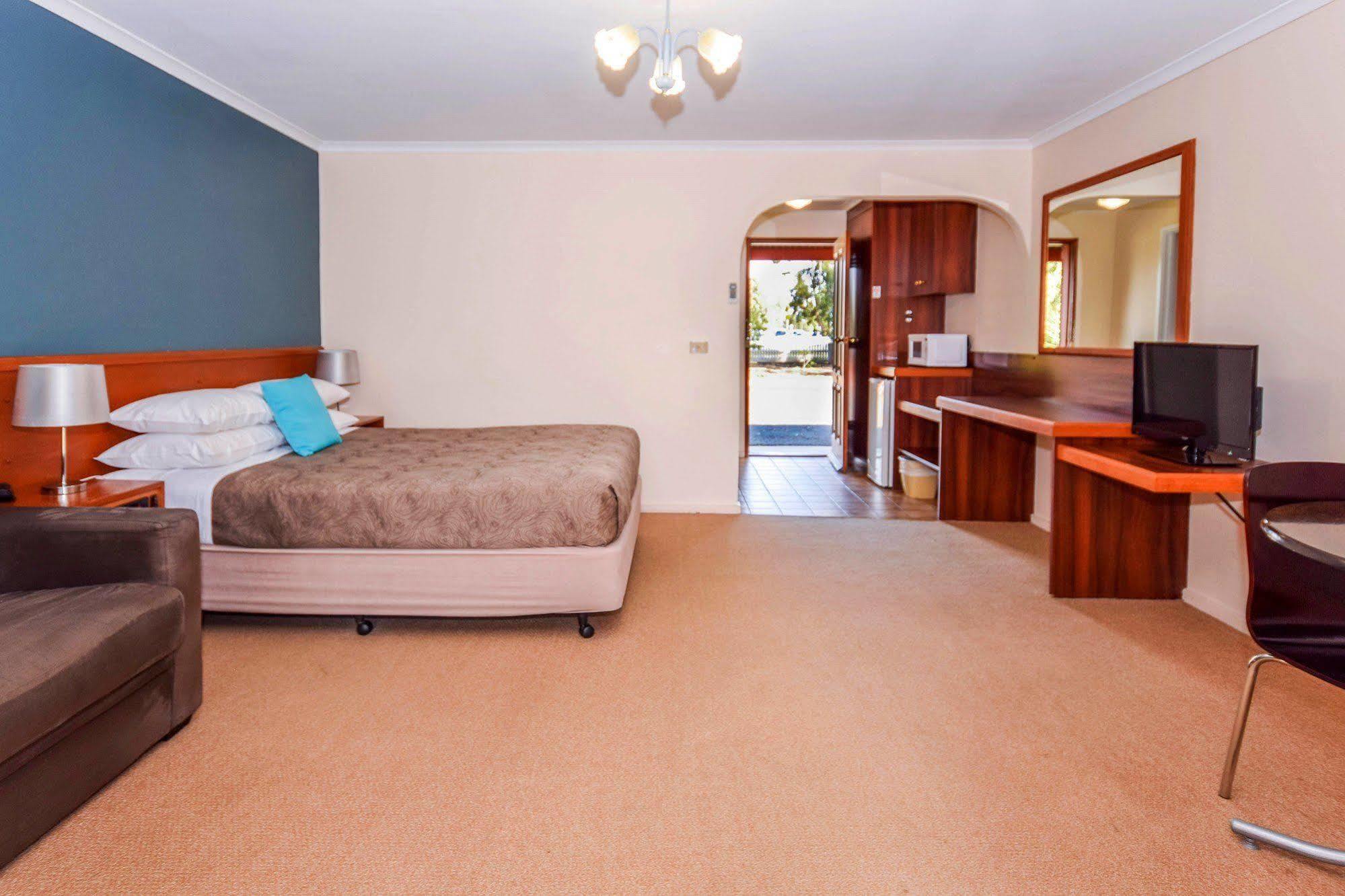 River Country Inn (Adults Only) Moama Buitenkant foto